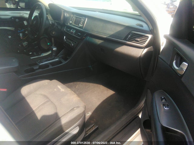 KIA Optima Lx 2016 KNAGT4L39G5076023 Image 11
