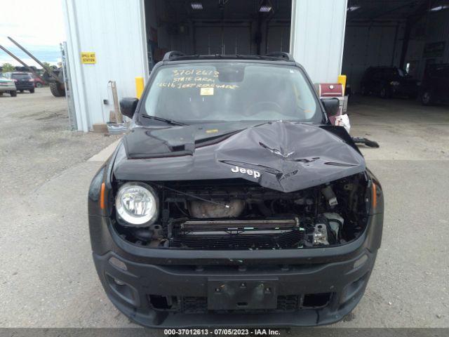 ZACCJBBTXGPD90784 Jeep Renegade Latitude