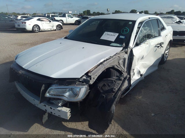 2C3CCAAG1FH859984 Chrysler 300 Limited