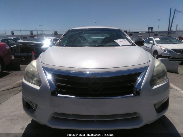 Nissan Altima 2.5 S 2014 1N4AL3AP4EN243920 Image 5