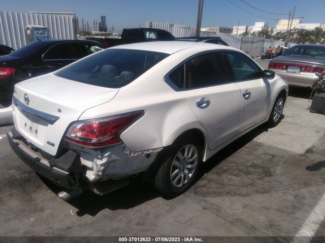 Nissan Altima 2.5 S 2014 1N4AL3AP4EN243920 Image 11