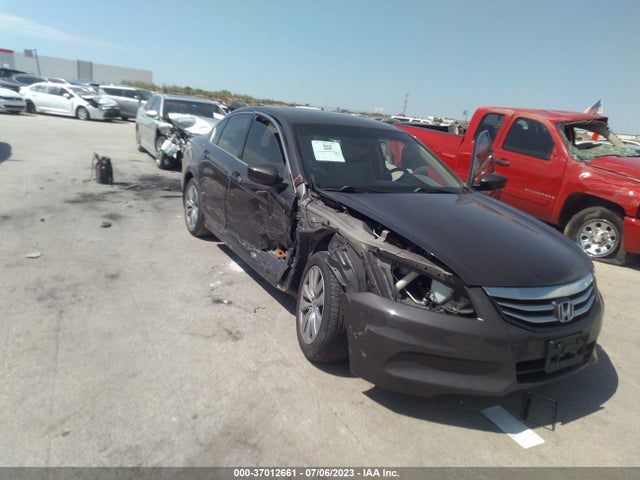 2011 HONDA ACCORD SDN EX-L VIN: 1HGCP2F81BA148240