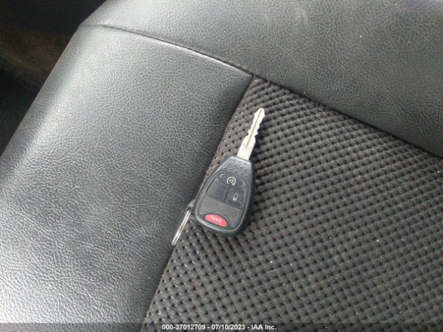 1C4NJDEB0ED585778 Jeep Compass Latitude