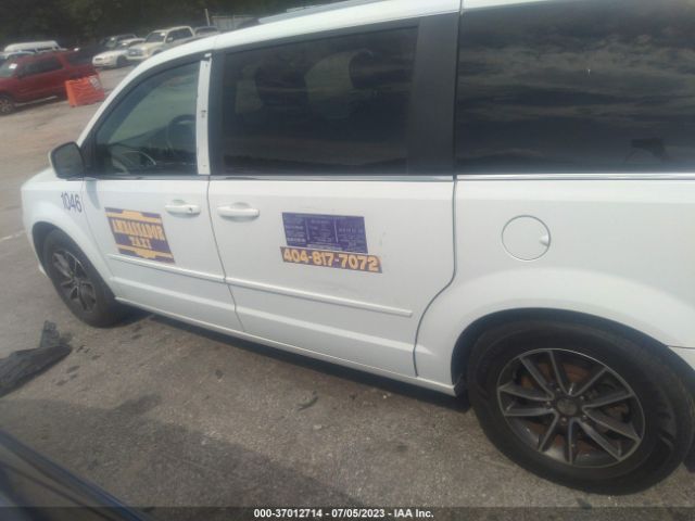 2C4RDGCG8HR589345 Dodge Grand Caravan Sxt