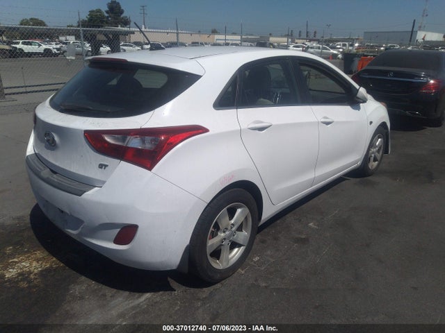 Hyundai ELANTRA GT 2016 KMHD35LH4GU257961 Image 5