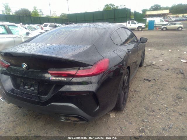 WBAGV8C01NCH21718 BMW 8 Series M850i