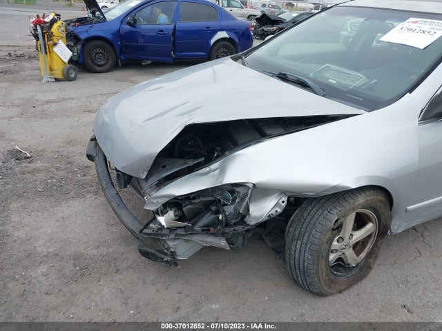 2004 HONDA ACCORD SDN EX VIN: JHMCM56664C014417