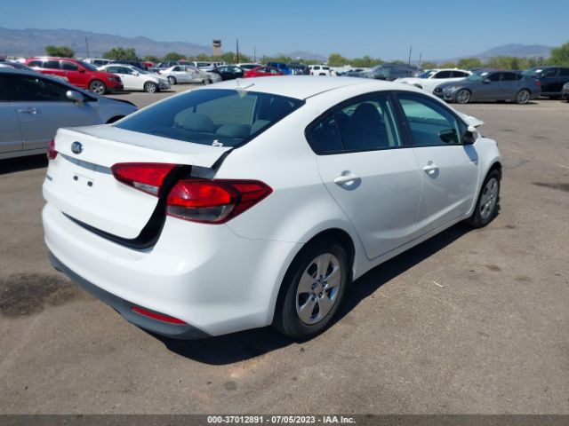 3KPFK4A76HE054798 KIA FORTE LX