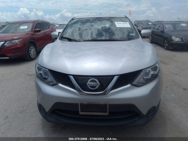 JN1BJ1CR4JW250719 Nissan Rogue Sport S
