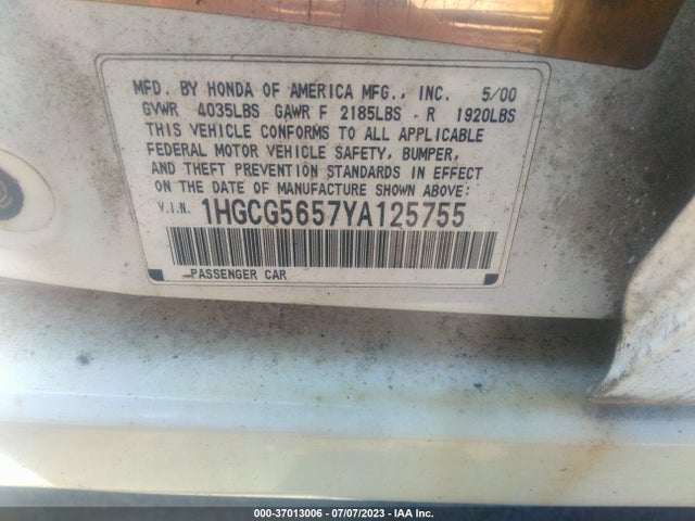 2000 HONDA ACCORD SDN EX VIN: 1HGCG5657YA125755