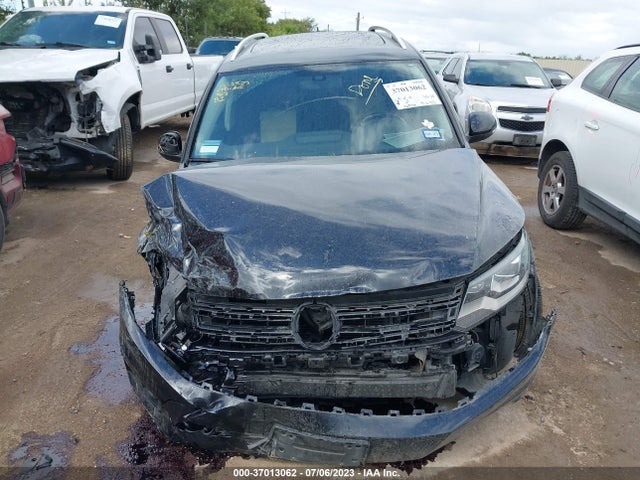 WVGAV7AX0GW526948 Volkswagen TIGUAN SE