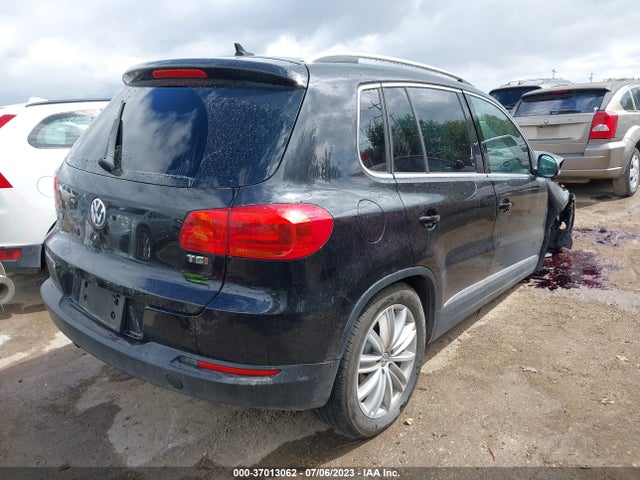 WVGAV7AX0GW526948 Volkswagen TIGUAN SE