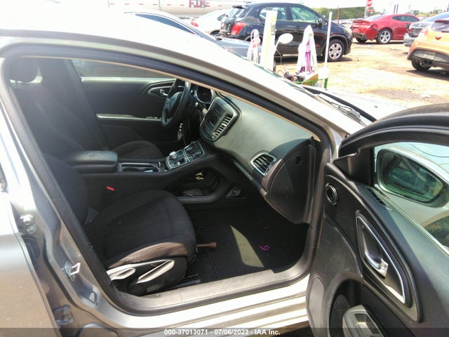1C3CCCAB2FN525860 Chrysler 200 Limited