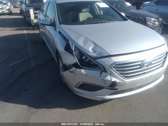 Hyundai Sonata 2.4l 2017 5NPE24AF1HH465718 Image 12