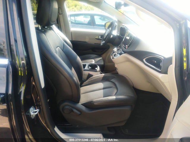 2C4RC1BG2NR147321 Chrysler Pacifica Touring L