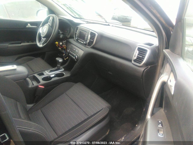 2018 KIA SPORTAGE LX VIN: KNDPM3AC5J7472832