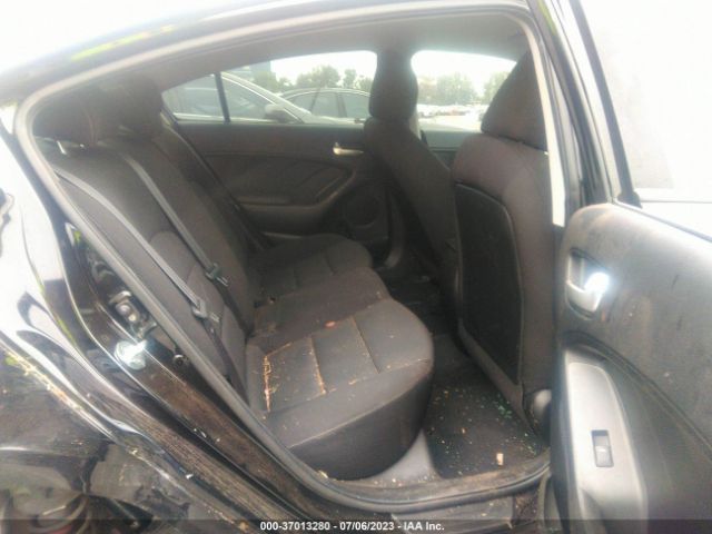 3KPFK4A77JE221210 KIA FORTE LX