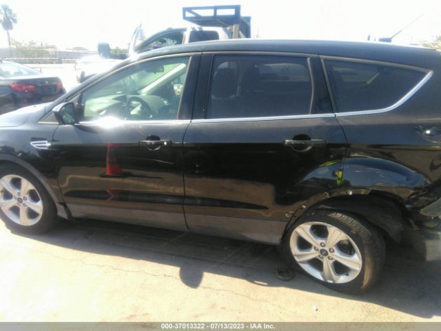 1FMCU0GX5FUB95367 Ford ESCAPE SE