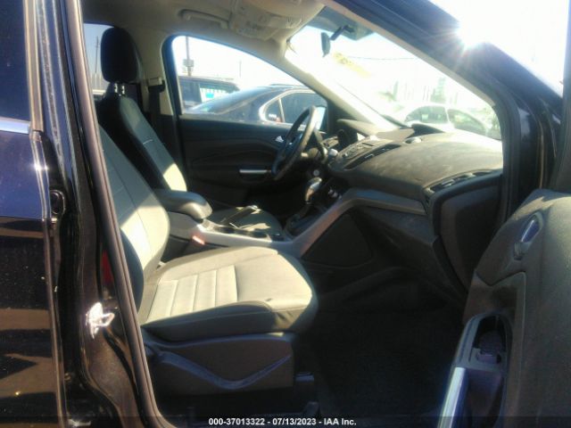 1FMCU0GX5FUB95367 Ford ESCAPE SE