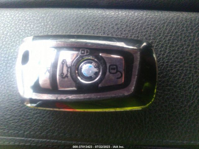 WBA5A5C59FD512734 BMW 5 Series 528i