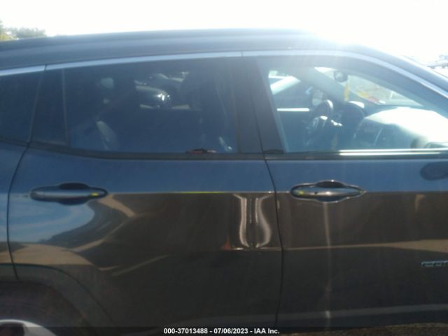 3C4NJCBB2MT600417 Jeep Compass Latitude