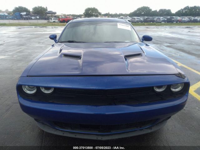 2C3CDZAG3JH270598 Dodge Challenger Sxt Plus