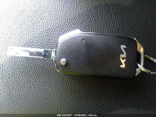 3KPF24AD0NE464126 KIA Forte Lxs