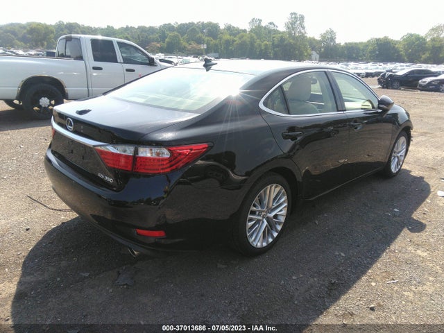 2015 Lexus ES, VIN: JTHBK1GGXF2202545