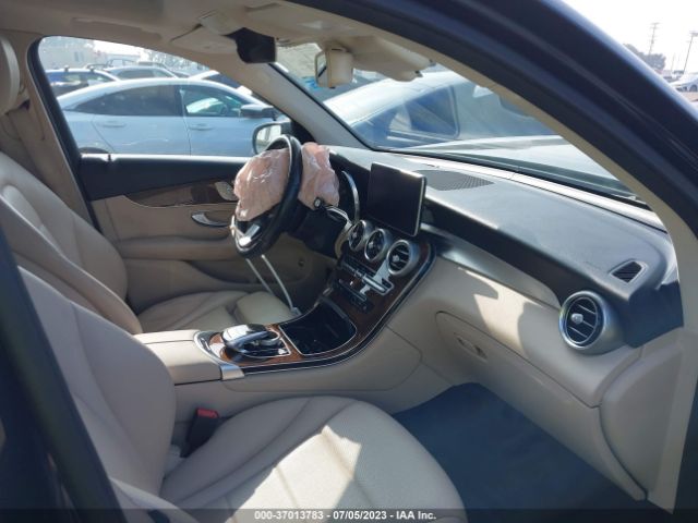 WDC0G4JB9GF077809 Mercedes-Benz Glc Glc 300
