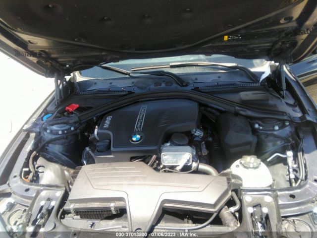 WBA8E1G31HNU16001 BMW 3 Series 320i