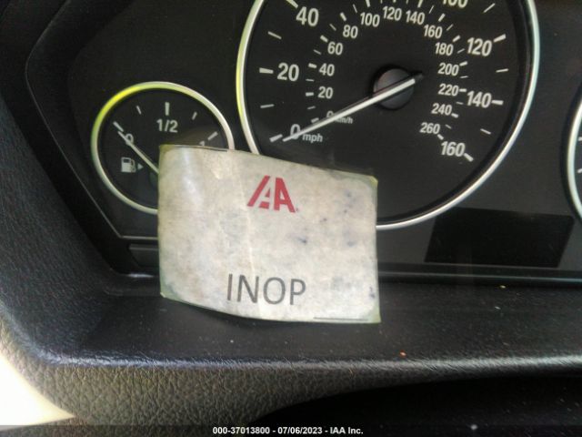 WBA8E1G31HNU16001 BMW 3 Series 320i
