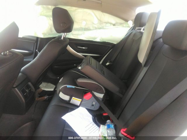 WBA8E1G31HNU16001 BMW 3 Series 320i