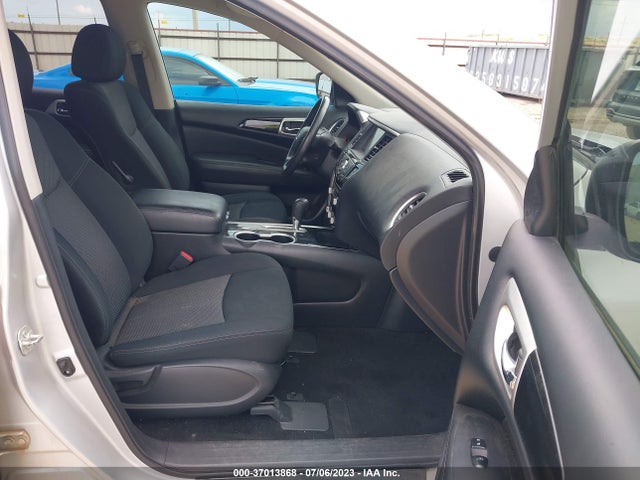 2018 NISSAN PATHFINDER SV VIN: 5N1DR2MN7JC638525