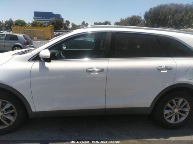 5XYPG4A58GG001400 KIA SORENTO LX