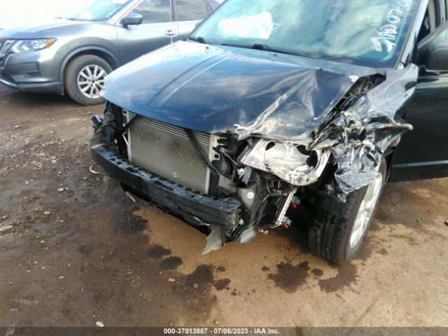 2C4RDGBG8KR521944 Dodge Grand Caravan Se