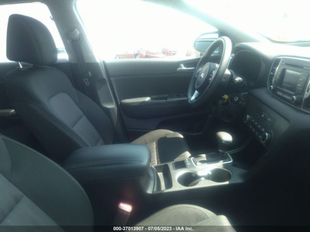 KNDPMCACXH7154554 KIA Sportage Lx