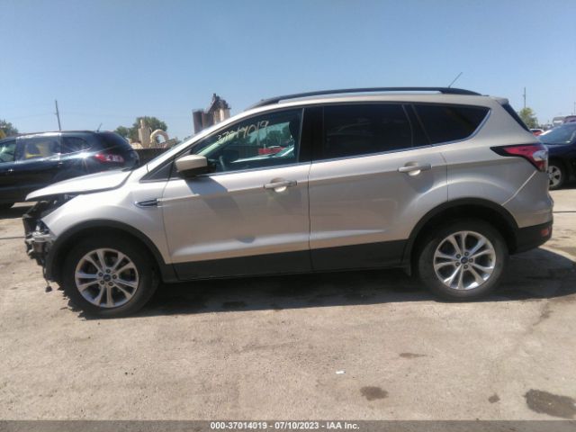 1FMCU0GD1HUD09616 Ford ESCAPE SE