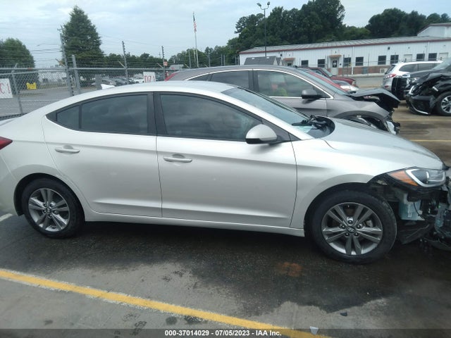 2017 HYUNDAI ELANTRA SE VIN: 5NPD84LF7HH053763