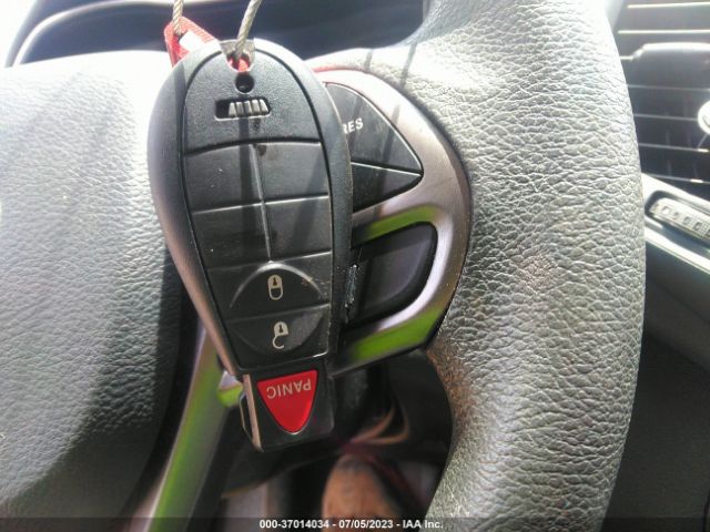 1C4PJLCB8MD214968 Jeep Cherokee Latitude