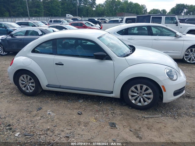 2015 VOLKSWAGEN BEETLE COUPE 1.8T FLEET EDITION VIN: 3VWF17AT3FM640442