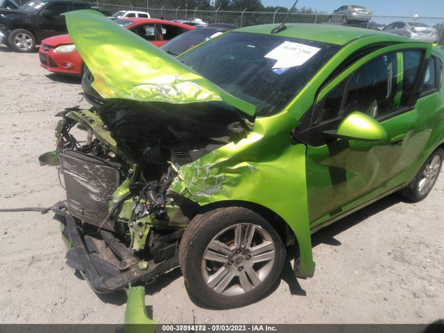Chevrolet SPARK LS 2014 KL8CB6S91EC577219 Image 2