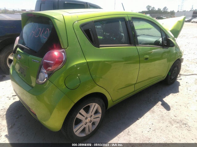 Chevrolet SPARK LS 2014 KL8CB6S91EC577219 Image 4