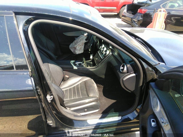 55SWF6EB7HU217045 Mercedes-Benz C-class Amg C 43