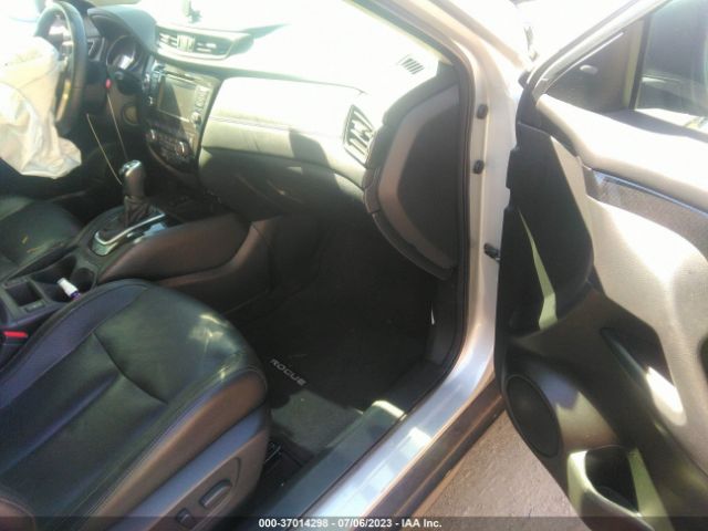 5N1AT2MT8LC716591 Nissan Rogue Sl