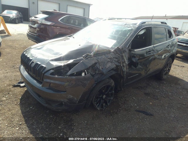 1C4PJMCS1FW503588 Jeep Cherokee Latitude