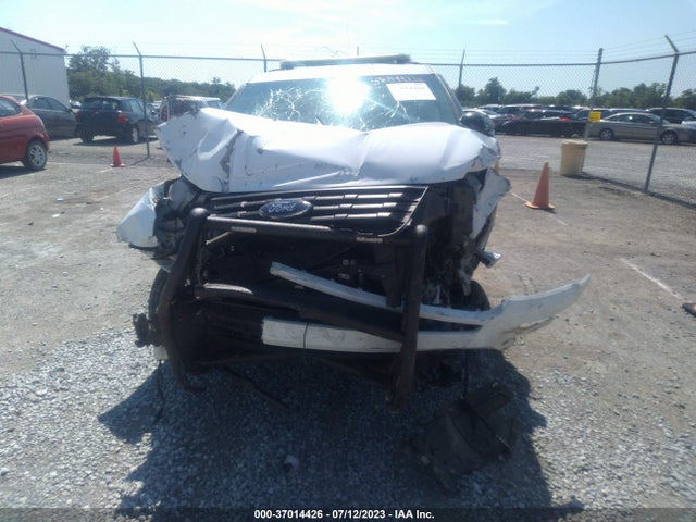 Ford UTILITY POLICE 2016 1FM5K8AR6GGA86424 Image 4