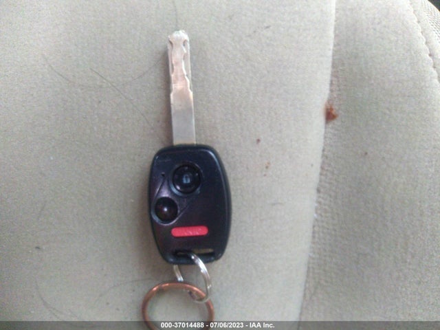 2008 HONDA CIVIC SDN LX VIN: 1HGFA16598L072763