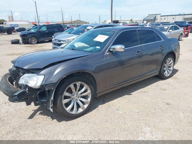 2C3CCAAG3KH667167 Chrysler 300 Touring