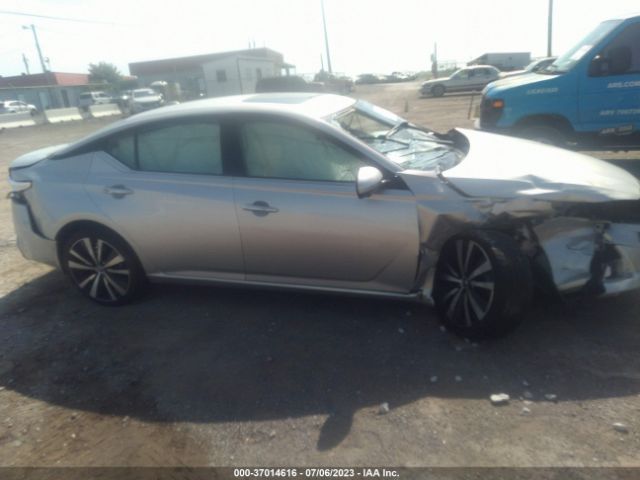 1N4BL4FWXLC201805 Nissan Altima 2.5 Platinum