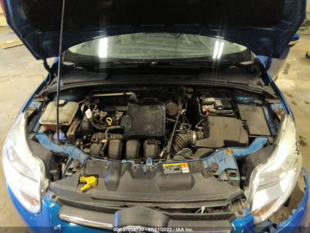 1FADP3K22EL161944 Ford FOCUS SE